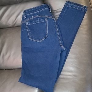 Woman's jeans